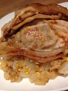 生姜焼きon炒飯☆味付は香味ペーストだけ-レシピのメイン写真