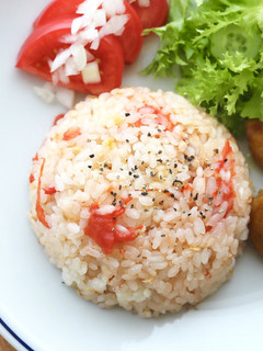 トマトとツナの液体塩こうじ炊き込みご飯-レシピのメイン写真