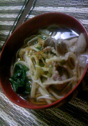 旦那大絶賛。豚肉のあったかそば-レシピのメイン写真