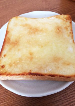絶対高カロリー☆笑 シュガーマヨトースト-レシピのメイン写真
