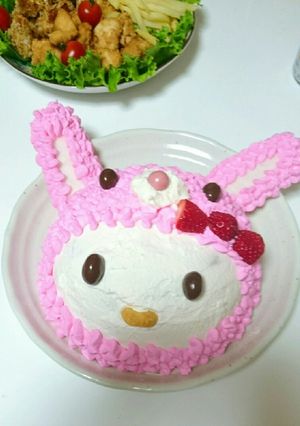 うさぎキティのバースデーケーキ-レシピのメイン写真