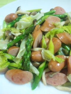 アスパラとしめじの炒め物-レシピのメイン写真