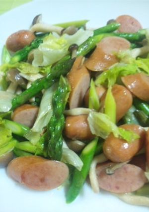 アスパラとしめじの炒め物-レシピのメイン写真