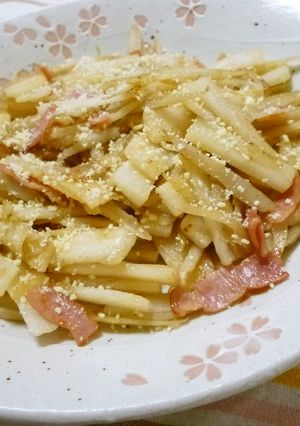 長芋ベーコンごぼうのバター炒め-レシピのメイン写真