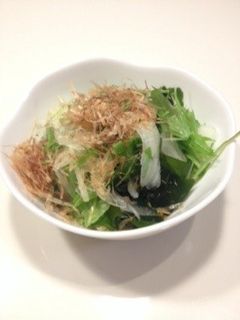 新玉ねぎとわかめのサラダ-レシピのメイン写真