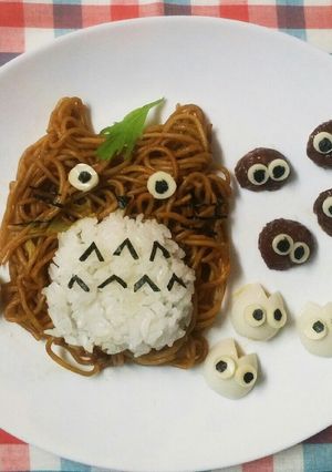 簡単キャラご飯♡となりのトトロ焼きそば♡-レシピのメイン写真