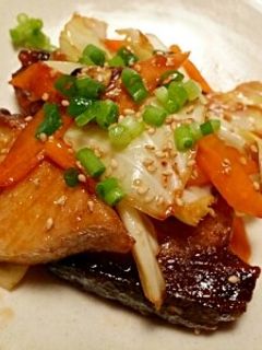ブリときゃべつの黒酢炒め♪-レシピのメイン写真