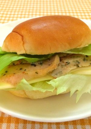 ハーブチキンサンド-レシピのメイン写真