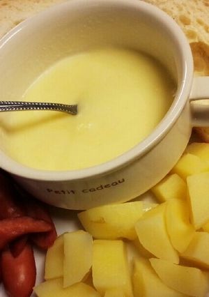 一瞬でできるミニチーズフォンデュ-レシピのメイン写真