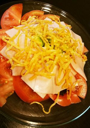 ワンタンの皮でアレンジサラダ-レシピのメイン写真