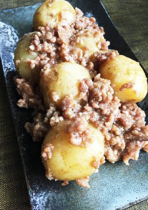レンジで簡単！新じゃがいものそぼろ煮-レシピのメイン写真