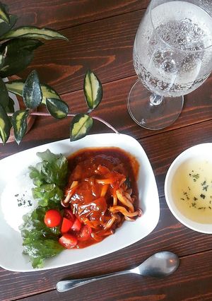 小麦粉不要！絶品煮込みハンバーグ♪-レシピのメイン写真