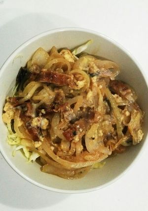 ちょっとの鰻を家族みんなで!うな玉丼♪-レシピのメイン写真