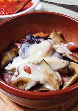 なすとソーセージの炒め物 チーズのせ-レシピのメイン写真