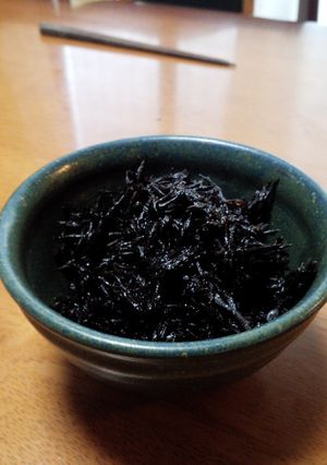 熱々ご飯がススム！ゆかりヒジキ-レシピのメイン写真