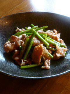 豚肉とにんにくの芽のオイスター炒め♪-レシピのメイン写真