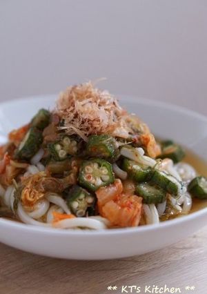 キムチとオクラ、めかぶの冷やしうどん-レシピのメイン写真