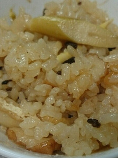 ごぼう茶でがらし使用★炊き込みご飯-レシピのメイン写真