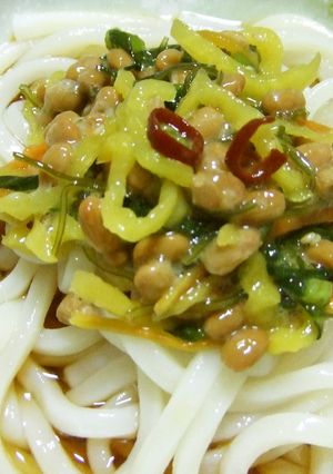 茹でたてうどん★野沢菜納豆(きりざい)★-レシピのメイン写真