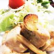 **鶏もも肉ときのこのソテー**