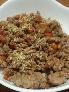 簡単!ピリ辛そぼろ丼-レシピのメイン写真