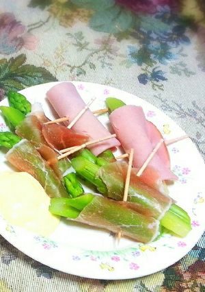 生ハムとハムの春アスパラ巻き-レシピのメイン写真