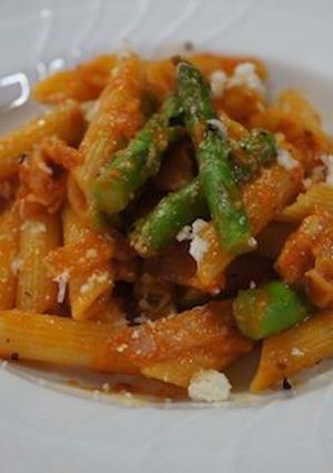 ハムとアスパラのトマトソースペンネ-レシピのメイン写真