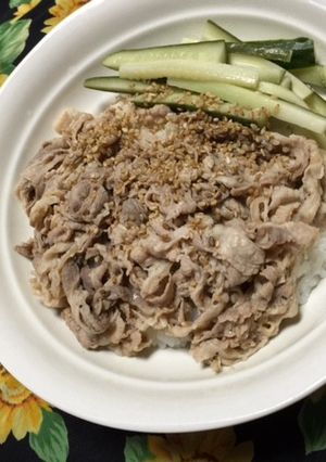 牛肉と胡瓜の✿サラダ風丼✿-レシピのメイン写真