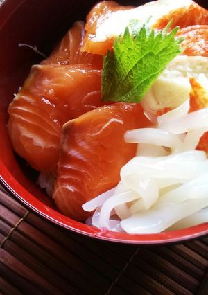 刺身の切れ端で♪時短！スペシャル海鮮丼-レシピのメイン写真