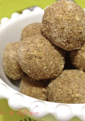 きな粉が香ばしい☆ほろほろ胡麻クッキー-レシピのメイン写真