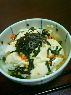 忙しい朝に!豆腐と塩昆布のスピード茶漬け-レシピのメイン写真