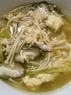 簡単 チンゲン菜 椎茸 卵の 中華スープ-レシピのメイン写真