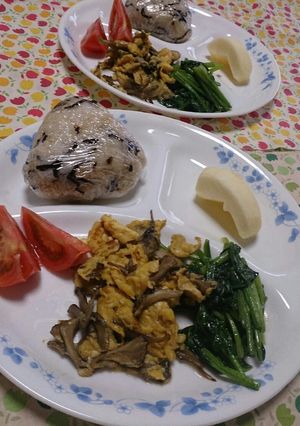ワンプレート卵とじ朝ごはん（おにぎり）-レシピのメイン写真