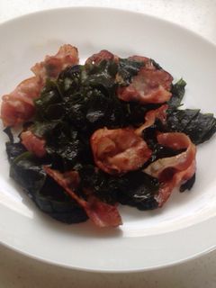 べーコンとわかめの炒め物-レシピのメイン写真