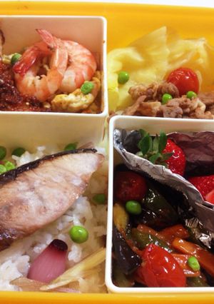 冷凍庫の色々☆茹でキャベツのお弁当-レシピのメイン写真
