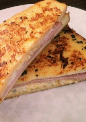 朝にもランチにも！クロックムッシュ-レシピのメイン写真