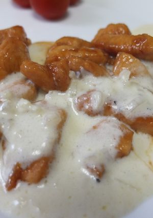 鶏肉をチーズソースで-レシピのメイン写真