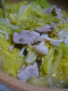 ボリュームたっぷり豚白菜鍋とラーメン雑炊-レシピのメイン写真