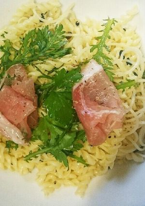 春菊とイタリアンパセリのパスタ-レシピのメイン写真