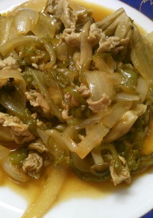 豚肉と玉ねぎ　しめじピーマンの肉野菜炒め-レシピのメイン写真