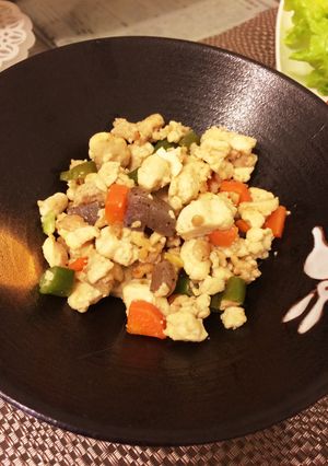 作り置きに便利♪鶏とお豆腐の彩りそぼろ-レシピのメイン写真