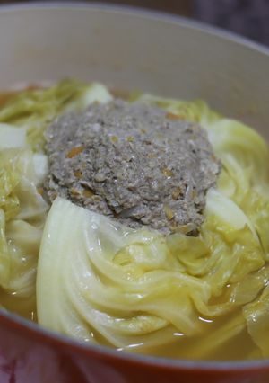 ルクルーゼで☆新キャベツの肉詰め♪簡単-レシピのメイン写真