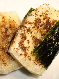 熱々☆揚げ餅の粉しょうゆ風味-レシピのメイン写真