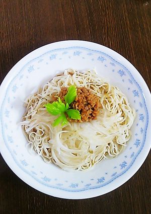 新玉ねぎの納豆、柚子胡椒そうめん-レシピのメイン写真