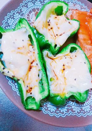 肉詰めに飽きたら☆しらす詰めピーマン-レシピのメイン写真