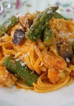 エビと春野菜のトマトソースパスタ-レシピのメイン写真