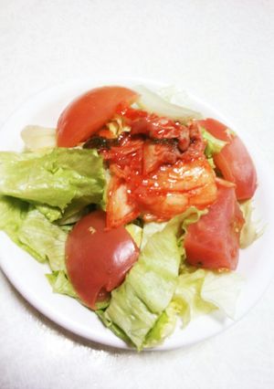 キムチトマトレタスサラダ-レシピのメイン写真