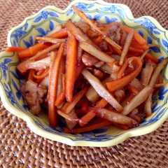รูปของ 絶品♡鶏肉入り♡我が家のきんぴらごぼう♡