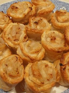 薔薇の洋ナシのプチパイ ギフト用-レシピのメイン写真