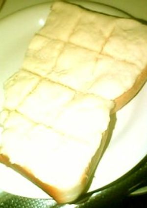 湿気た食パンDEメロンパン-レシピのメイン写真